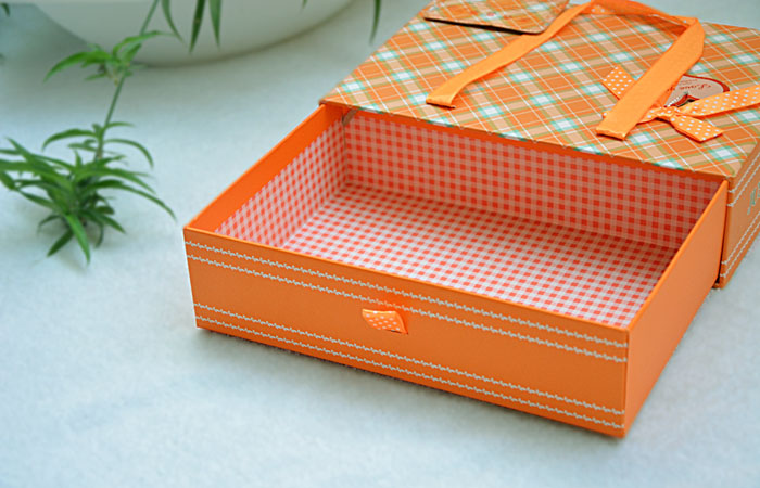 Customized printed drawer gift box/sliding drawer box/Striped drawer box in EECA packaging China