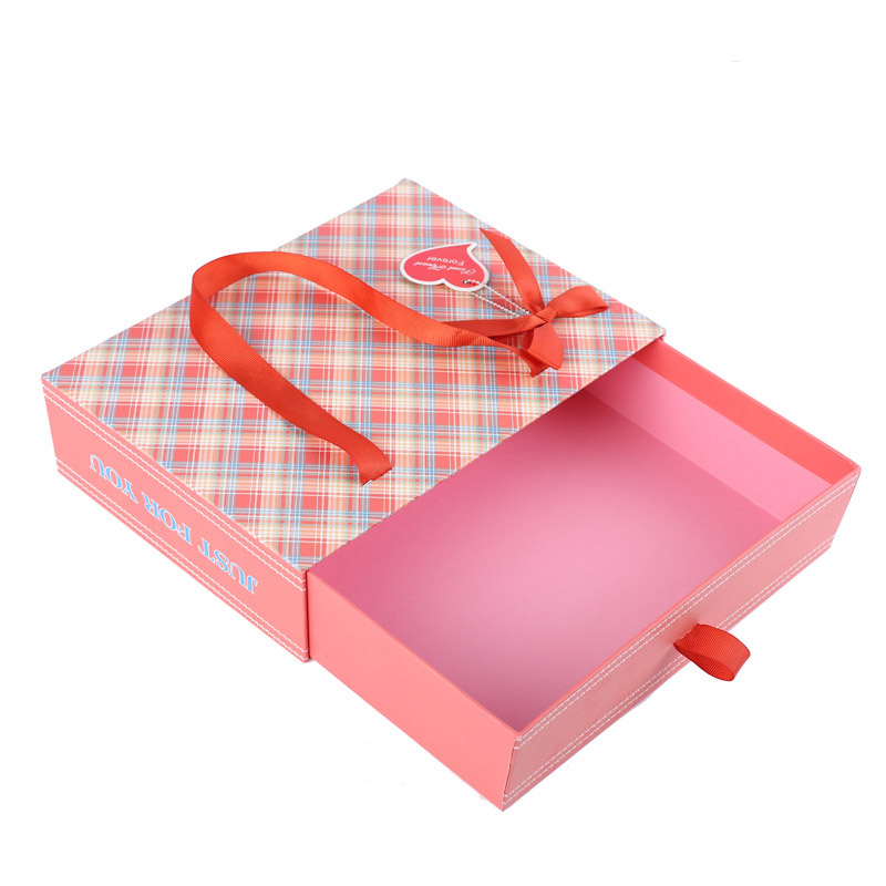 2017 Customized printed drawer gift box/sliding drawer box/Striped drawer box in EECA packaging China