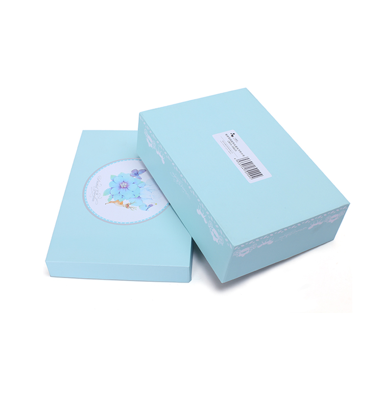 Square gift box Paper box/Customized paper box/Chocolate box/candy box/Perfume box in EECA packaging
