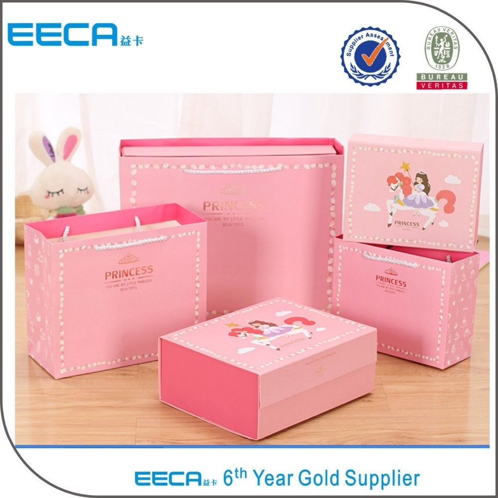 Custom Printed Apparel Gift Cardboard Magnetic Foldable gift Carton Boxes with Hot Stamping color packaging box in EECA Packaging China