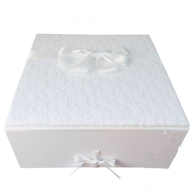 Customized printed drawer gift box pink white boxes with ribbon in China