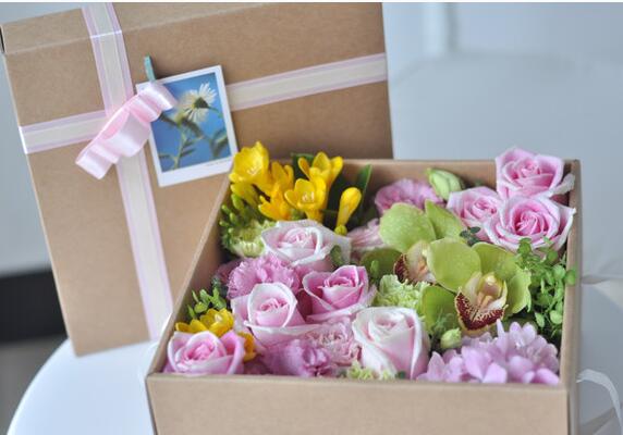 Hot Sale Luxury Customized Flower Packaging Paper Box/Square flower gift box