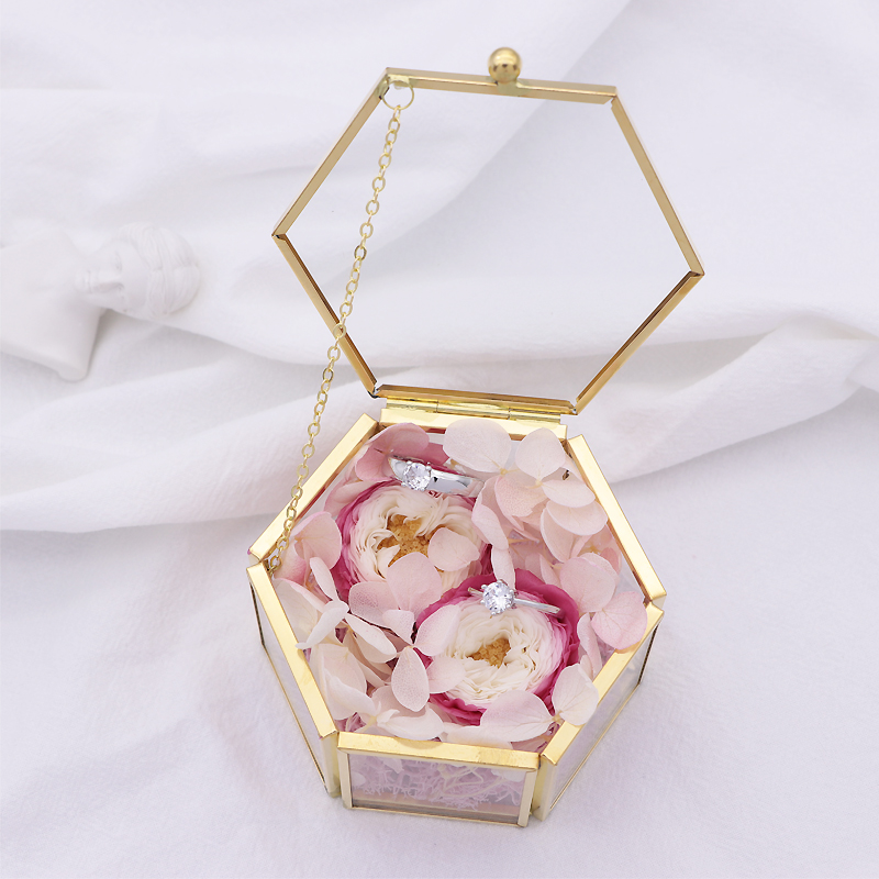 Creative INS Style Transparent Glass Hexagon Wedding Exchange Ceremony Eternal Flower Ring Display Box