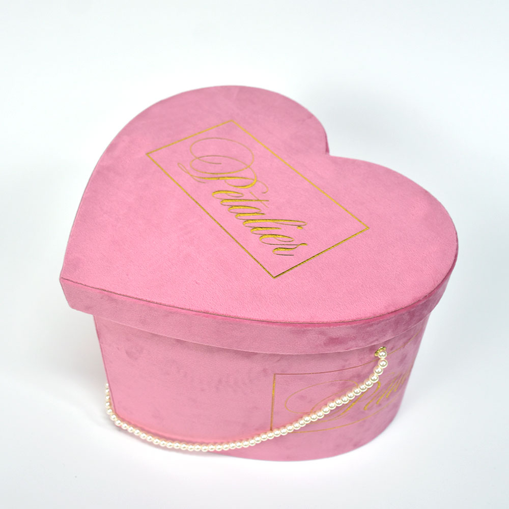 Luxury Custom Gold Logo Heart Shape Velvet Rose Flower Bouquet Gift Packaging Box for Valentine's Day with Handle