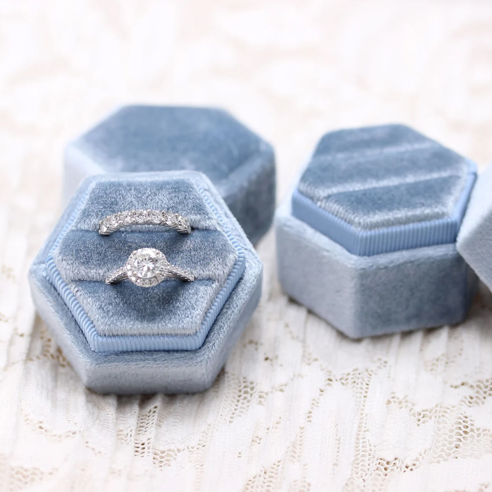Custom Creative Mini Pink Velvet Wedding Ring Earring Packaging Jewelry Gift Proposal Packaging Box