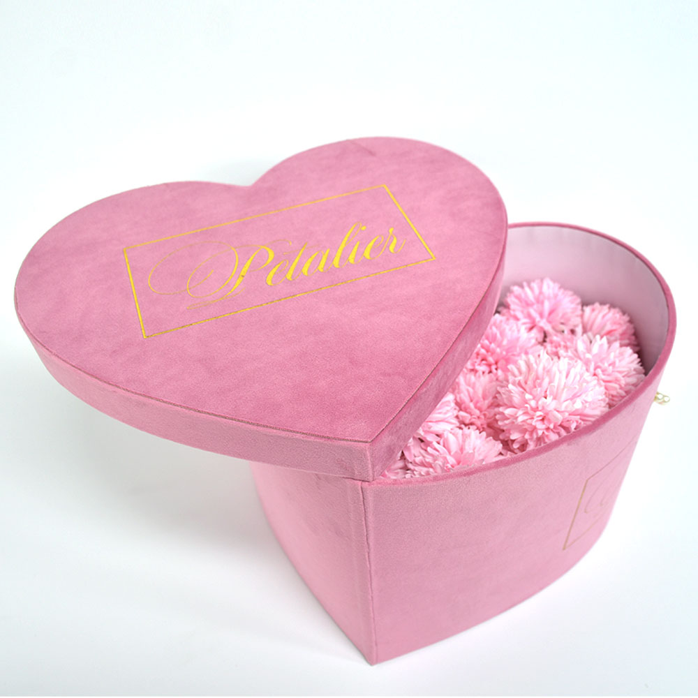 Luxury Custom Gold Logo Heart Shape Velvet Rose Flower Bouquet Gift Packaging Box for Valentine's Day with Handle