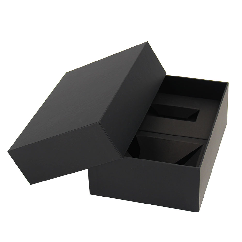 Custom Simple Black Paper Cardboard Candle And Hand Cream Jar Christmas Gift Set Packaging Box with Cardboard Insert