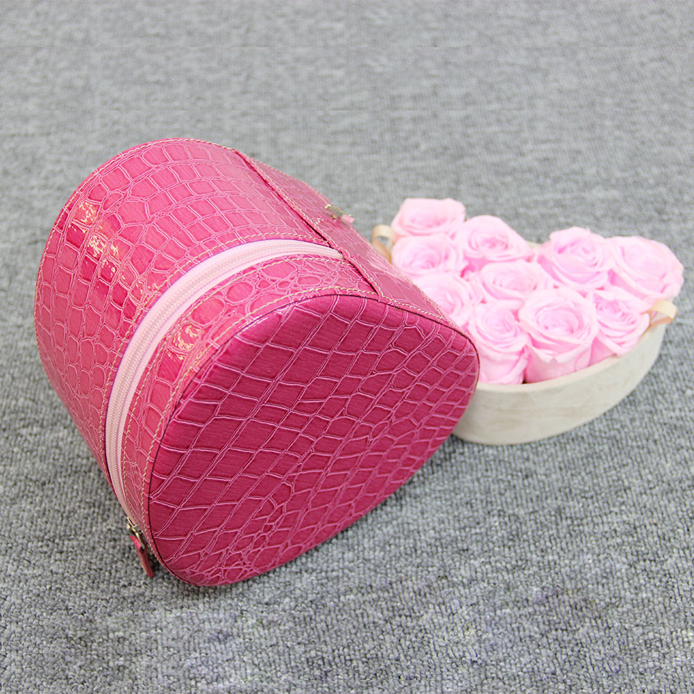 New Arrival PU Leather Heart Shape Valentine's Day Diy Handmade Eternal Rose Flower Gift Packaging Box with Zipper