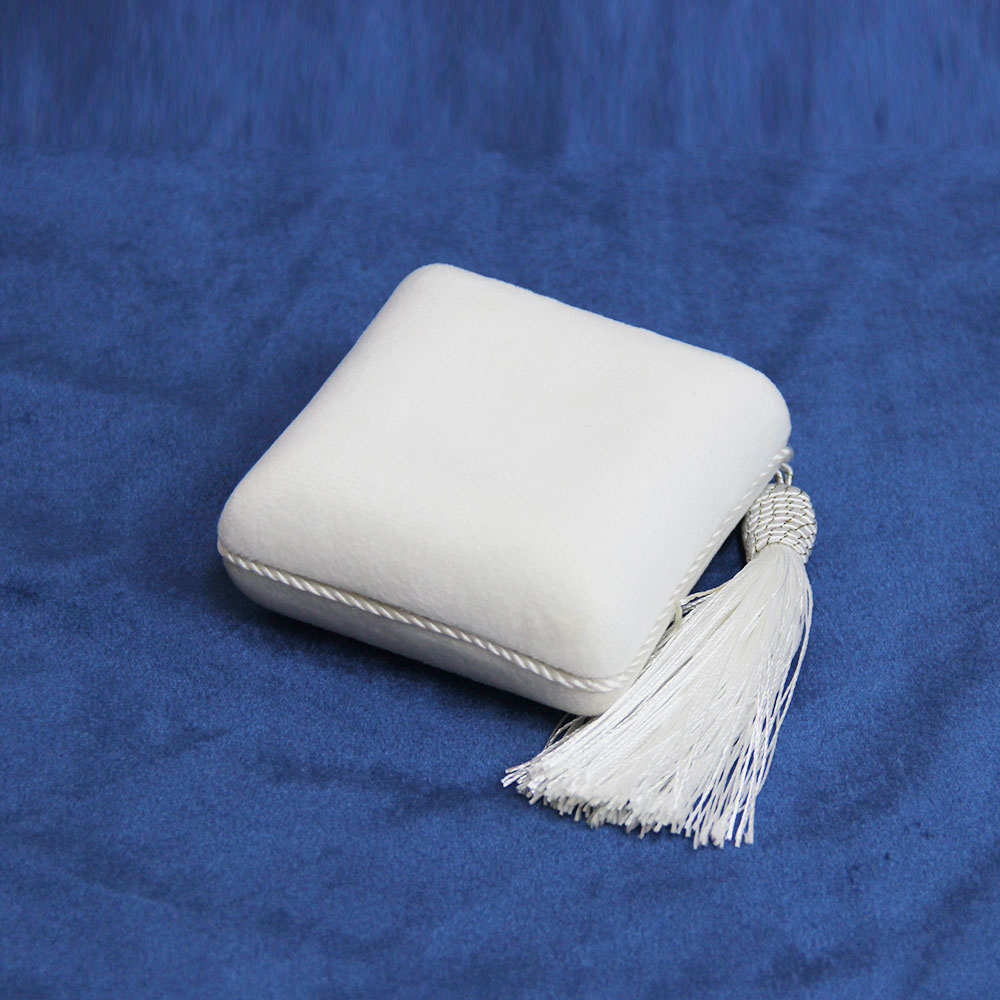 New Style Velvet Ring Necklace Earring Jewelry Set Packaging Box with Tassel And Foam Insert Wholesale